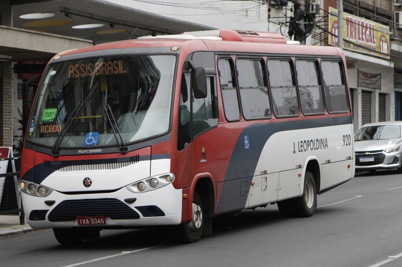 Transporte seletivo urbano vive uma das maiores crises de sua história