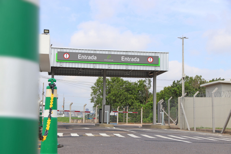 Novo estacionamento Aeroporto Salgado Filho fica ao lado do terminal de passageiros
