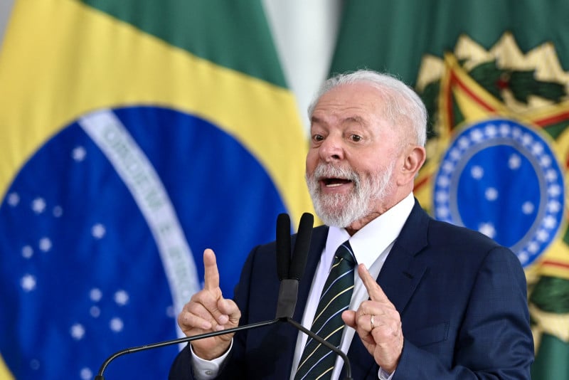 Lula diz que "mulher não foi feita para apanhar"