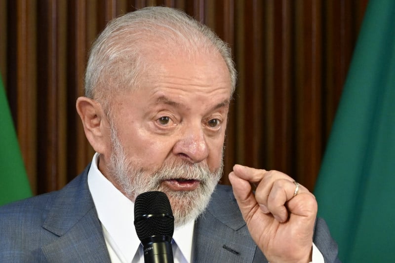 Lula diz que é preciso criar um telefone para reclamarem do governo