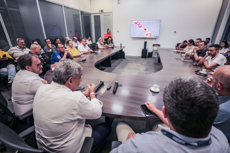 Prefeito de Porto Alegre enfatiza presença de CEEE Equatorial em reuniões após novo temporal