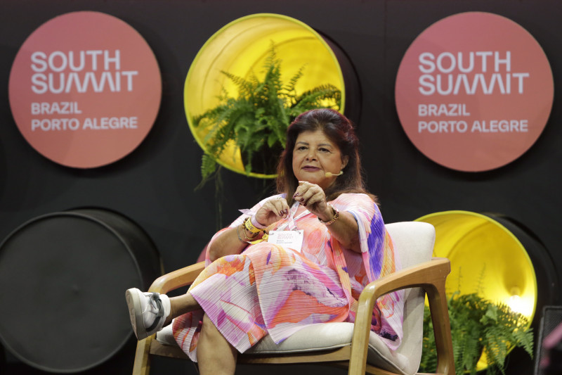 Loja física continua, mas com outra roupagem", alerta Luiza Trajano