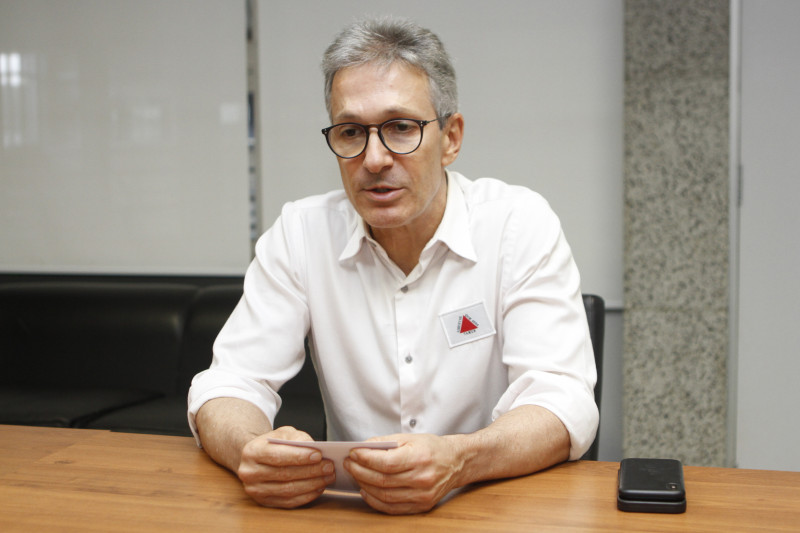 Zema tenta se cacifar para 2026 vem diante da inelegibilidade do ex-presidente Jair Bolsonaro