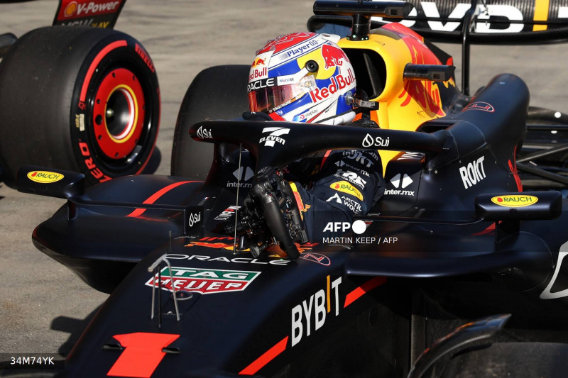  Holandês Max Verstappen (foto) garantiu a vitória, seguido pelo espanhol Carlos Sainz Jr. e o mexicano Sergio Pérez