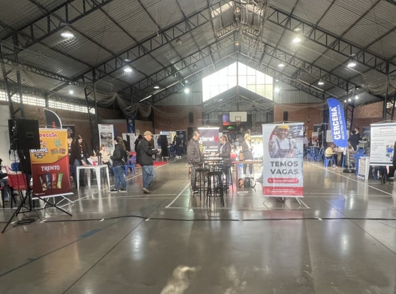 Eventos como feirões de emprego, realizados em 2023, tiveram 40% das vagas oferecidas preenchidas