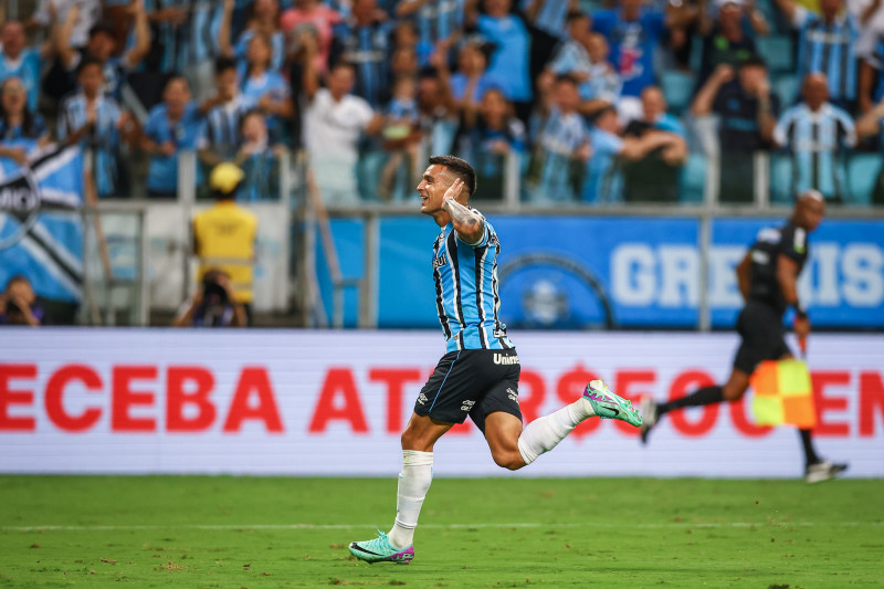 Grêmio bate o Caxias na Arena e vai à final do Gauchão com o Juventude