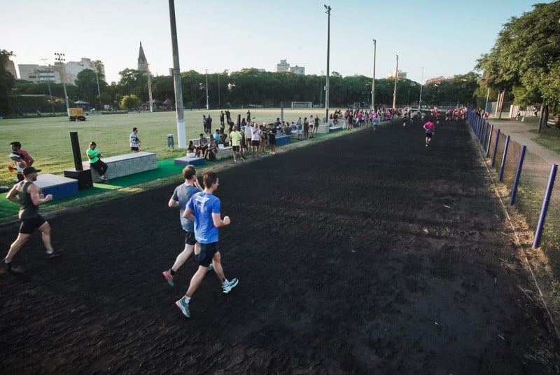 Pista de atletismo da Redenção é entregue à comunidade