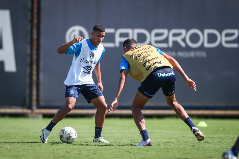 Gustavinho deve se manter no time titular para enfrentar o Juventude no sábado