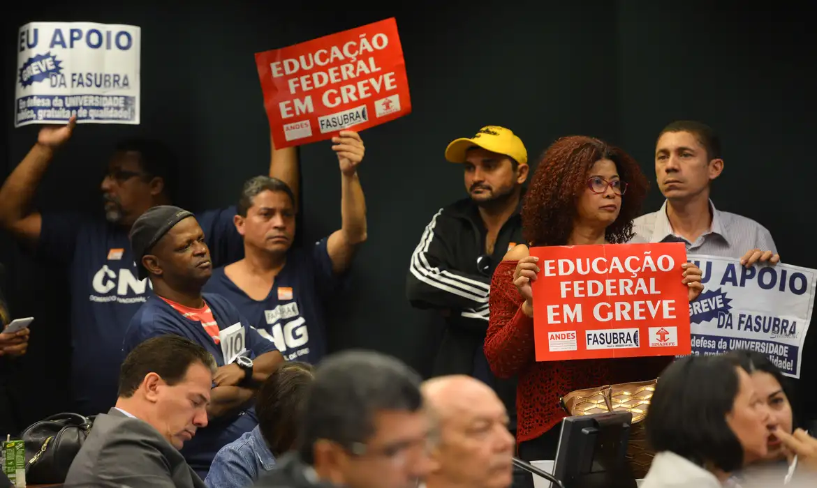 A greve será nacional e por tempo indeterminado