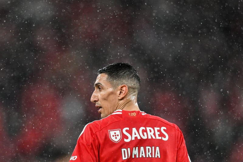 Angel Di Maria deve ficar distante de retornar à Argentina após sofrer ameaças em sua cidade natal
