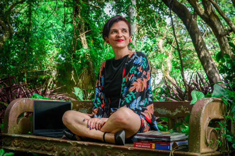 Oficina para autores iniciantes acontece no Esp(a)ço, em 20 de abril,  das 15h às 18h, ministrada pela jornalista e produtora editorial Flávia Cunha