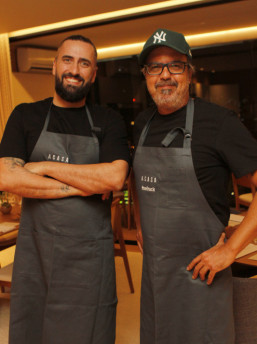 Raphael Dittrich, comanda o cardápio