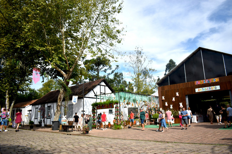 Flores e Sabores contempla espaços arquitetônicos e gastronômicos da cidade