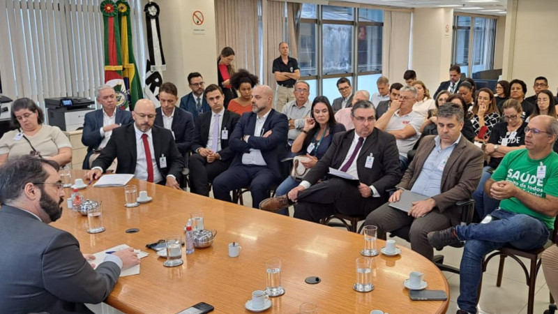 A reunião de mediação aconteceu às 14h, no TRT-4