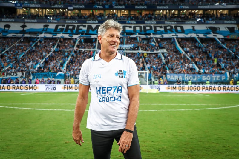 Com seu 10º título, ele iguala a marca de Foguinho, como técnico mais vencedor da história do clube
