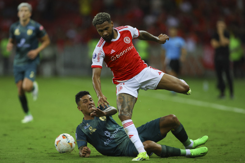 Inter empata com Real Tomayapo pela Sul-Americana e acaba vaiado