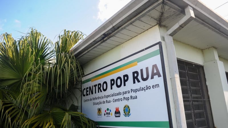 No Centro Pop Rua , no primeiro trimestre desse ano, a média mensal de atendimentos foi de 3.764