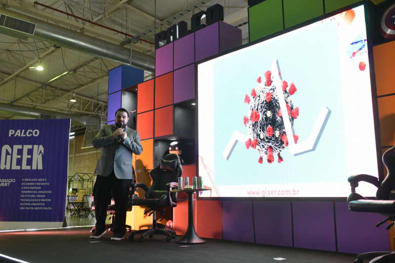 Juno Cecilio é CEO da Gixer Entertainment, empresa fundada em 2008. O empreendedor já participou do lançamento de mais de 60 jogos e ganhou o prêmio de Melhor Jogo Brasileiro Foto: Rafael Hanzen/Gramado Summit/Divulgação/JC