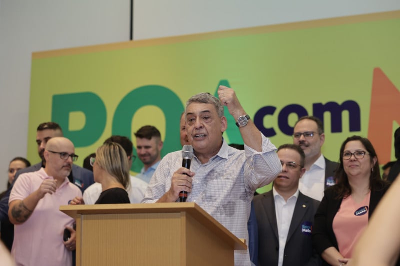 Sebastião Melo realizou ato com apoiadores na tarde desta segunda