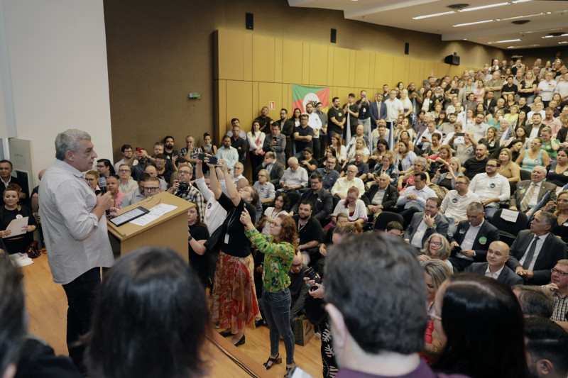 Melo anunciou sua candidatura à reeleição da prefeitura de Porto Alegre