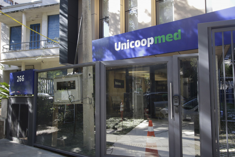 Unimed Federação/RS dá posse a sua diretoria e inaugura sede da Unicoopmed