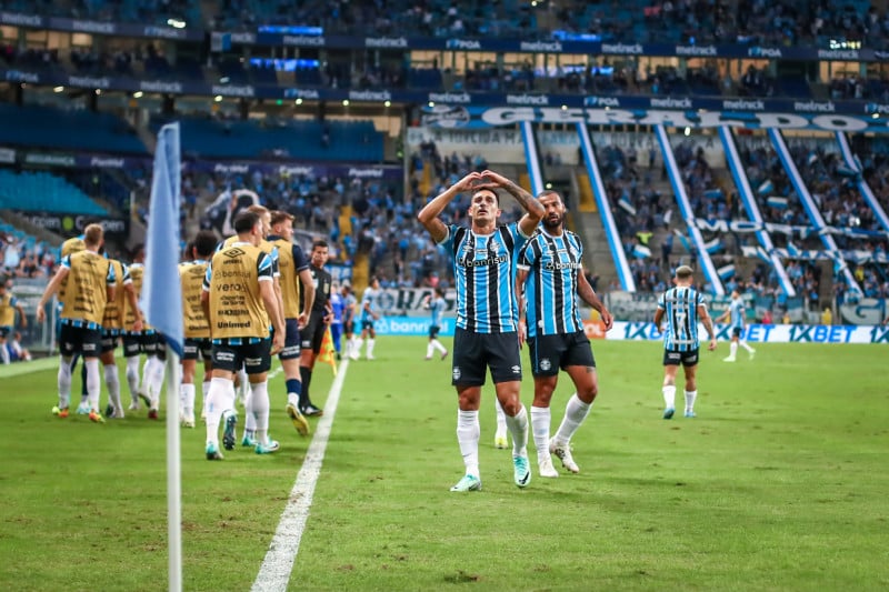 Para livrar o Grêmio da crise, o meia Franco Cristaldo abriu o placar na vitória contra o Athletico-PR, na Arena