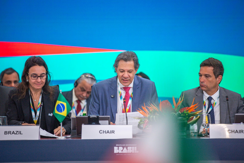 Durante a manhã, o ministro presidiu, ao lado de Campos Neto, a segunda reunião da trilha de finanças do G20. O tema do encontro foi a reforma dos bancos multilaterais