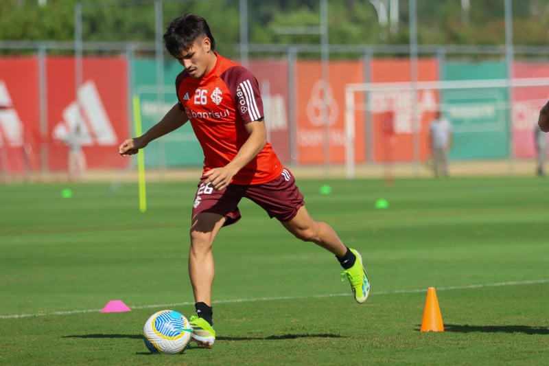 Depois do Palmeiras, Inter quer tirar invencibilidade do Athletico-PR em casa