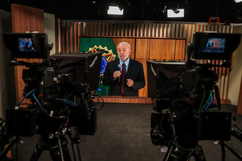 Reunião do presidente Luiz Inácio Lula da Silva foi transmitida pelos canais oficiais do governo federal