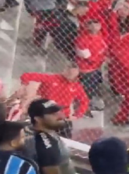 Estudiantes lança nota sobre casos de racismo em jogo contra Grêmio