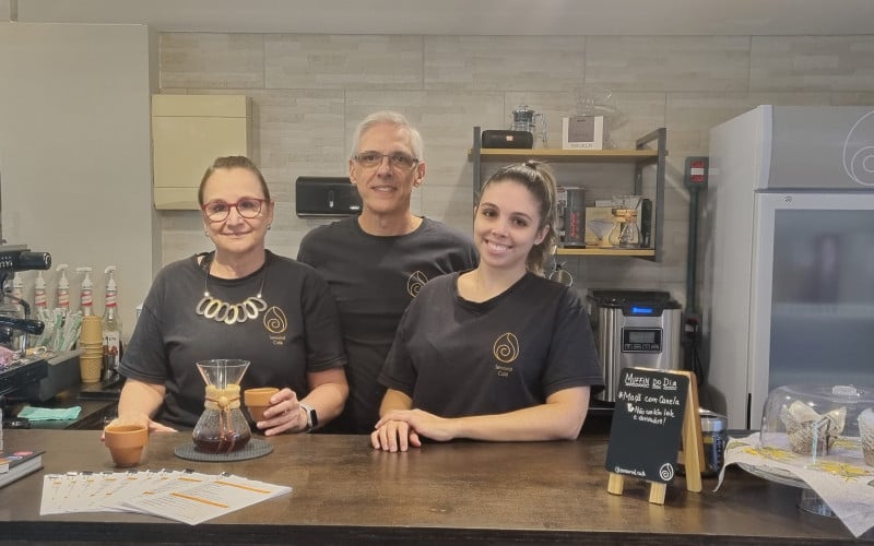 Adriana Vieira da Cunha, José Cardoso e Carolina Cardoso são os rostos por trás do Sensorial Café