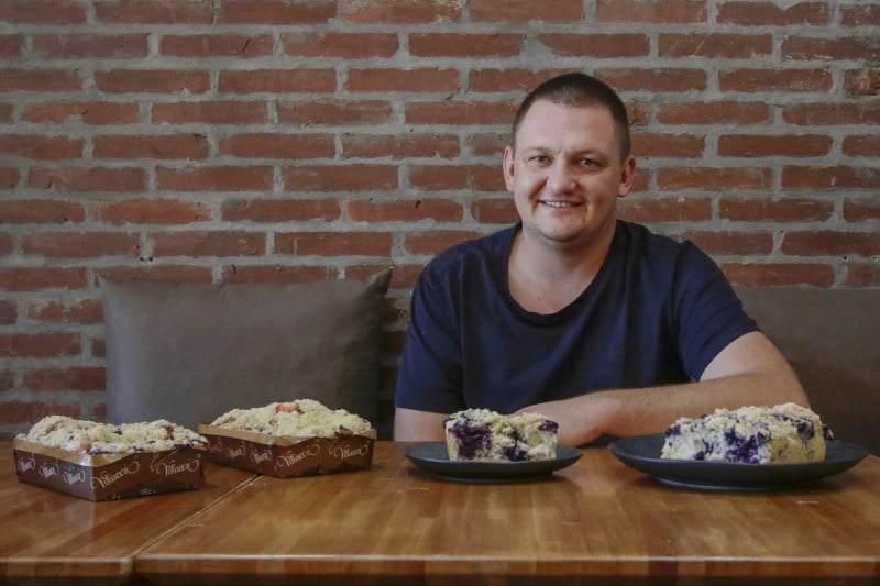 Clair Leandro Wildner, empreendedor da Vitiaceri Casa Das Cucas, percebe que o ritmo acelerado &eacute; uma das diferen&ccedil;as entre Serra e Capital Foto: THAYNA WEISSBACH/JC