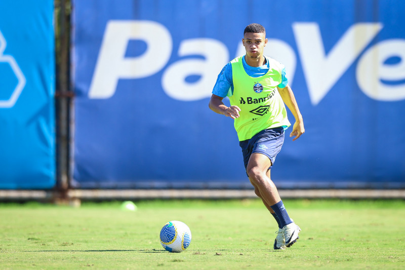 De olho na liderança, Grêmio visita o Bahia pelo Brasileirão