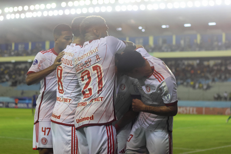 Com gols de Wesley e Borré, Colorado empatou na liderança do grupo com o Belgrano