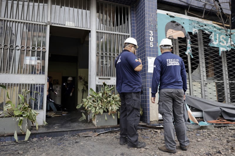 Incêndio na unidade da Farrapos, no centro de Porto Alegre, deixou 10 mortos