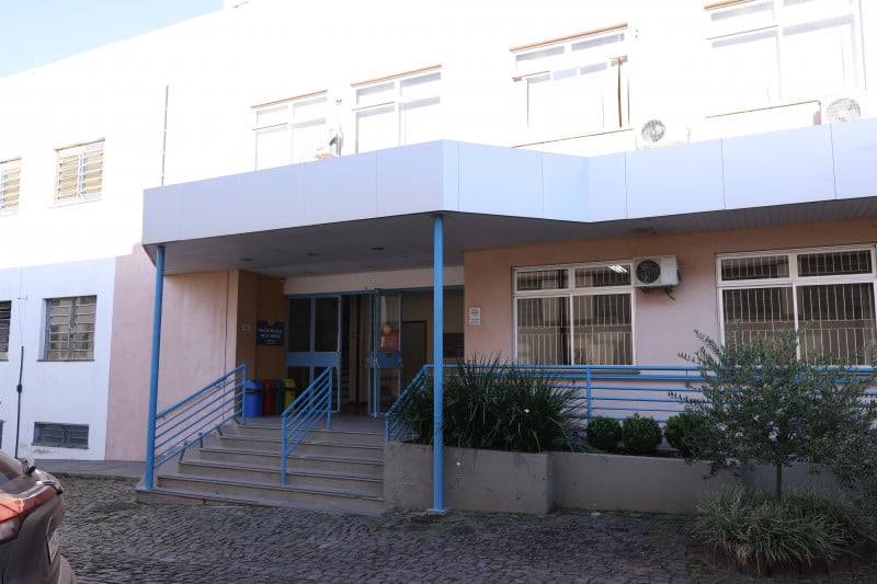 É a primeira escola da rede pública municipal a estabelecer o ensino integral entre o 6º e o 9º ano