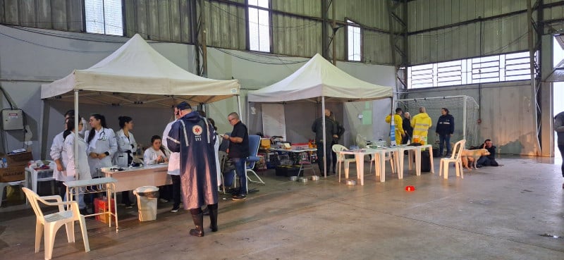 Tendas foram montadas para facilitar o atendimento à população