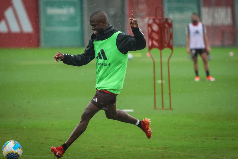 Fortes chuvas no Estado alteram planejamento do Inter para maio