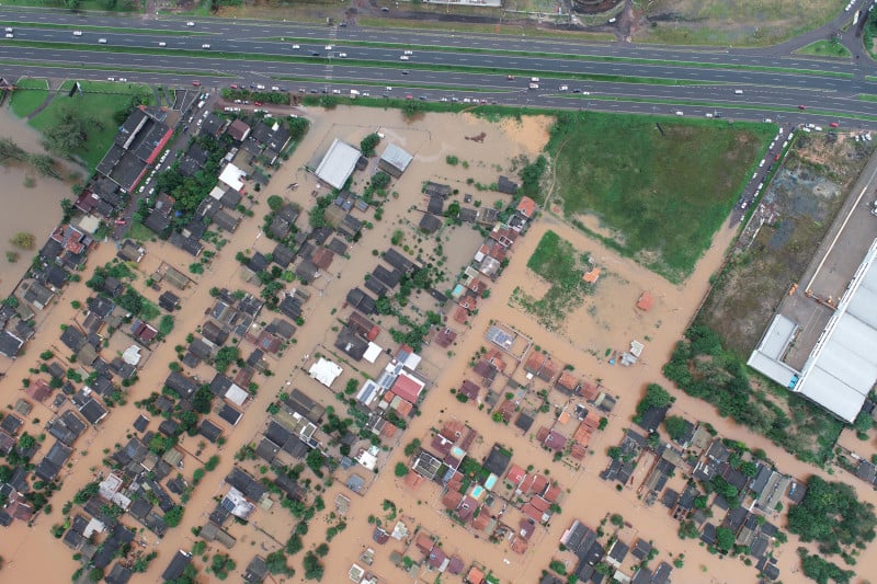 Comunidades estão debaixo d'água por conta dos altos volumes de chuva