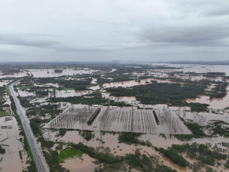 Vários complexos, como a subestação Nova Santa Rita, foram desligados devido às chuvas