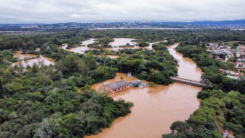 Autarquia precisou desligar as bombas de captação, que ficaram submersas