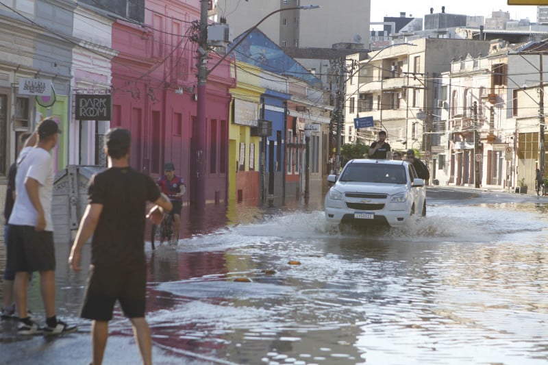 Ainda há 104 pessoas desaparecidas