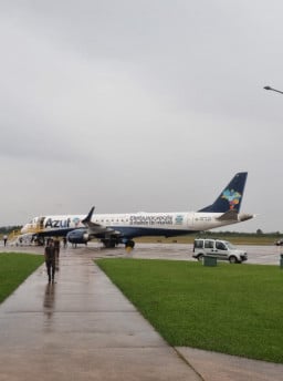 Azul e Latam ampliam voos da Base Aérea de Canoas para São Paulo