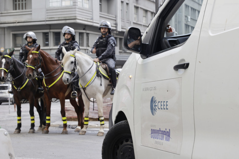Empresa trabalha para restabelecer energia em locais como o Centro Histórico da Capital