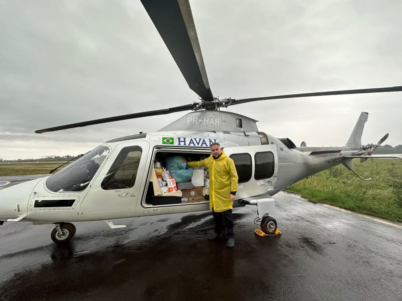 Atualmente, o helicóptero da Havan auxilia no trabalho