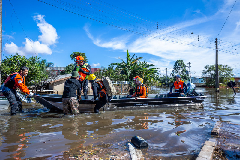 Equipamentos serão pilotados pela Defesa Civil e Guarda Municipal