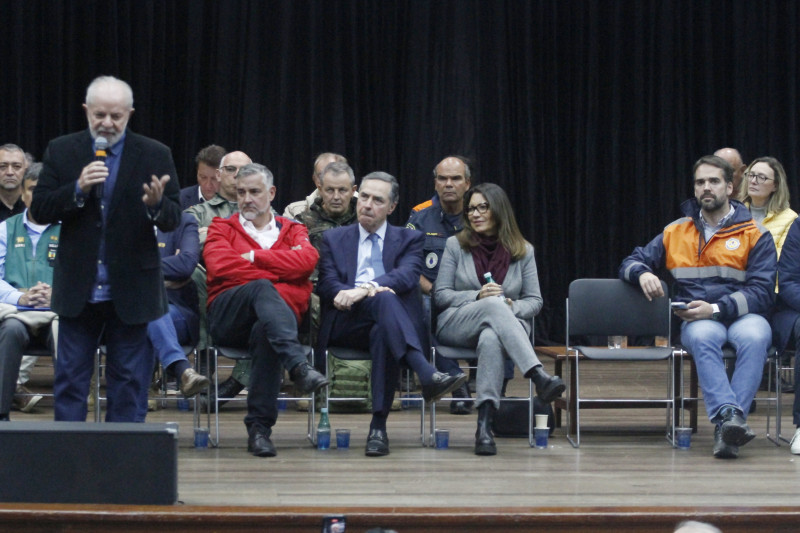 Governo federal lança programa de moradia para quem perdeu casa na enchente no RS