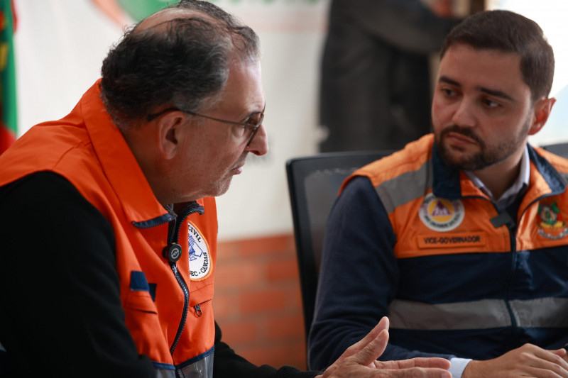 Prefeito Jairo Jorge se reuniu com vice-governador para avaliar recomposição das perdas com o ICMS