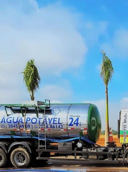 Caminhões-pipa amenizaram desabastecimento de água na Capital