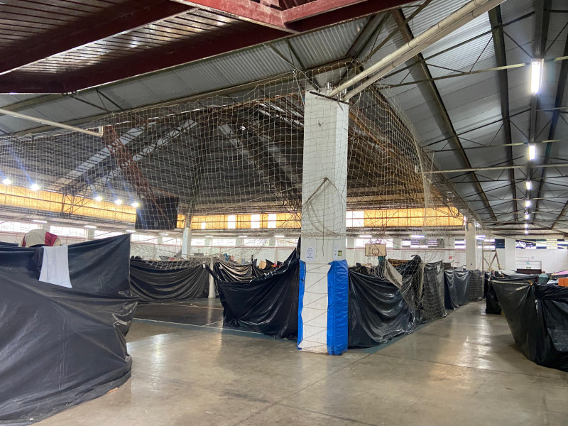 Fam&iacute;lias est&atilde;o em cinco abrigos gerenciados pelo munic&iacute;pio